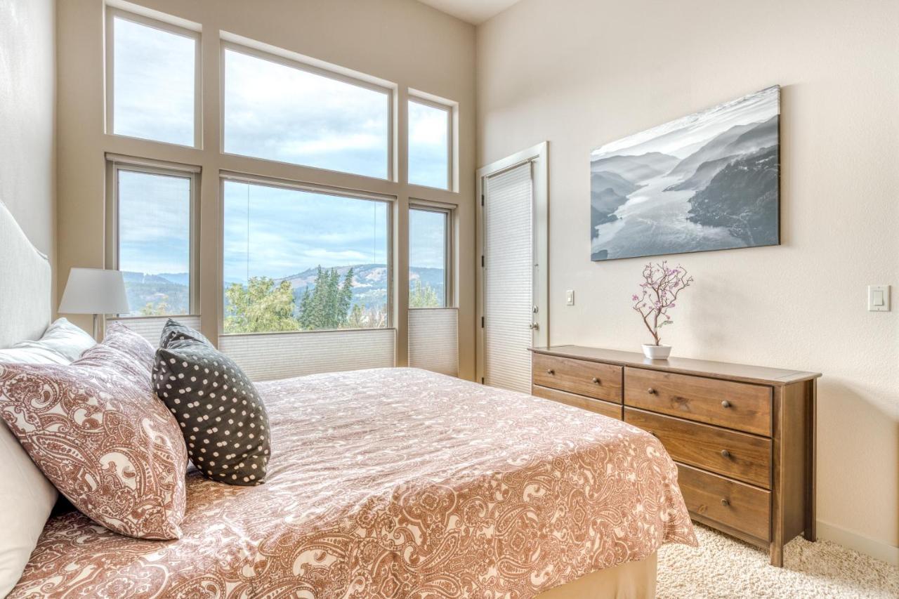 Mt Adams River View House Худ-Ривер Экстерьер фото